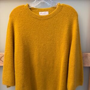 Gold Sweater 3/4 sleeve